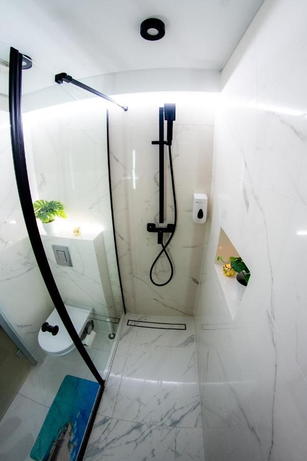 Jacuzzi Apartment Zen Красков Екстериор снимка